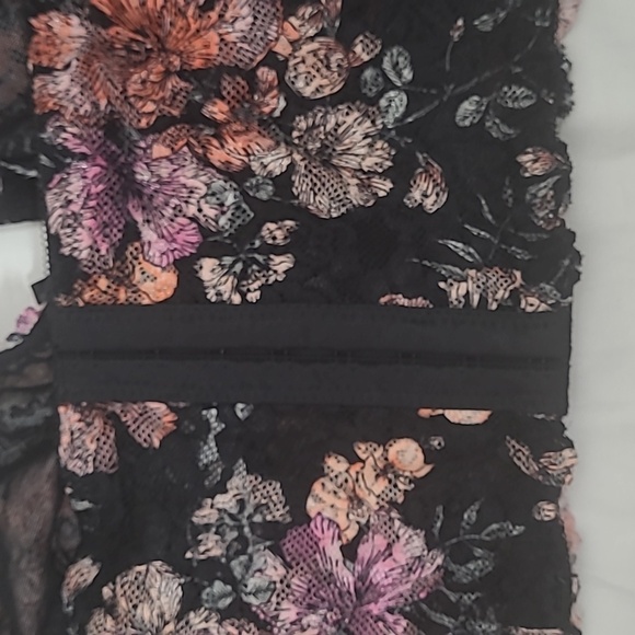 Torrid Women's Bra - Picture 6 of 8